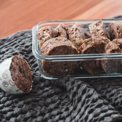 Saláma králik s ryžou 850g