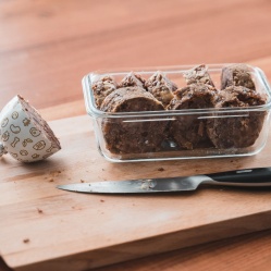 Saláma králik s ryžou 850g